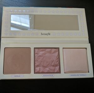 Benefit cosmetics pretty in the USA palette
